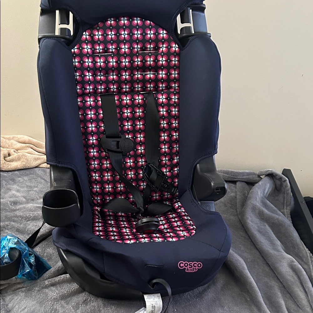 Kids Car Seat - Pink and Black